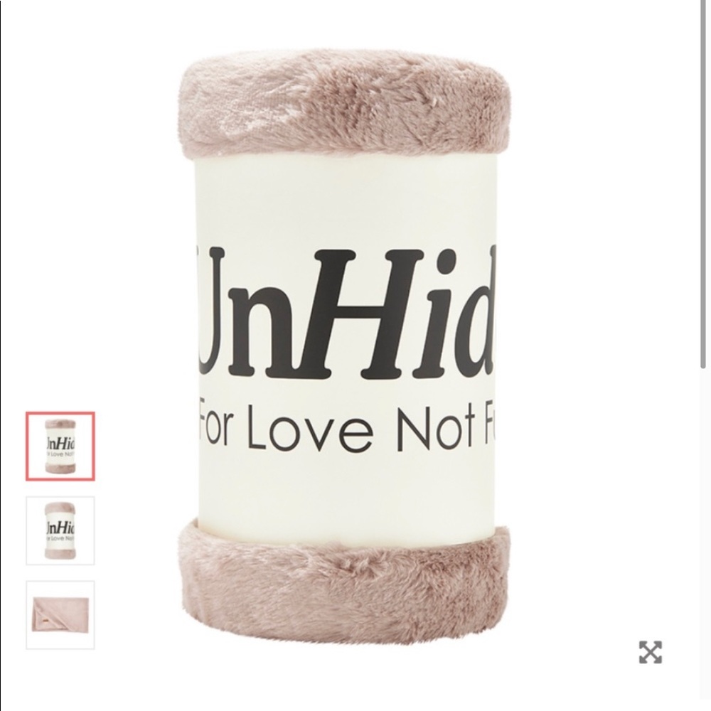 NWT Unhide Lil Marshmallow 50” X 60” Blanket Rose Pink